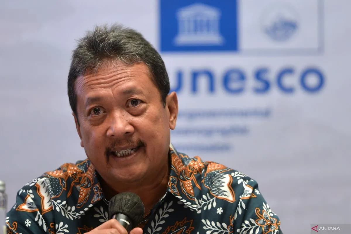 Menteri Kelautan dan Perikanan Sakti Wahyu Trenggono  (Antara/Fikri Yusuf)