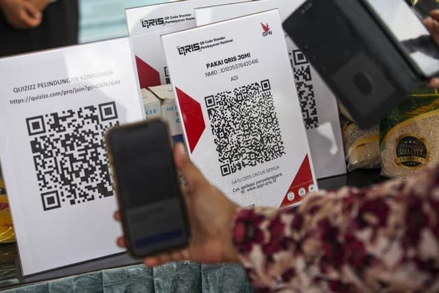 Ilustrasi Pembayaran QRIS (ANTARA FOTO/Teguh Prihatna)